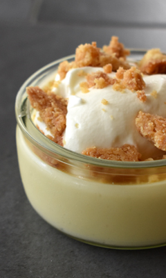 Pouding, crumble et chantilly à l'érable Pouding, crumble et chantilly à l'érable