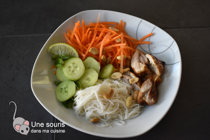 Bols au poulet vietnamien Bols au poulet vietnamien